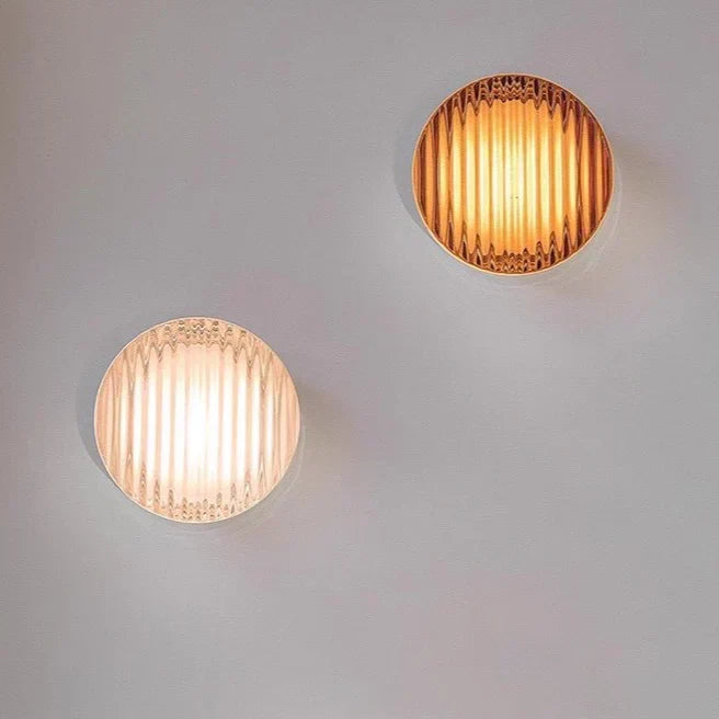 LumLight Stylish LED Wall Lamp - For Modern and Sustainable Home Comfort