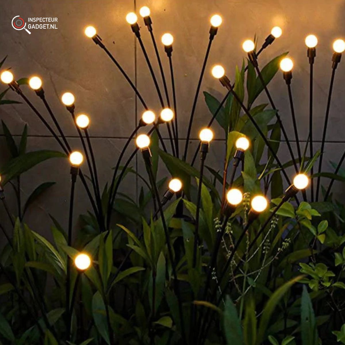 RedwoodPike - Solar-Powered Garden Stake Lights