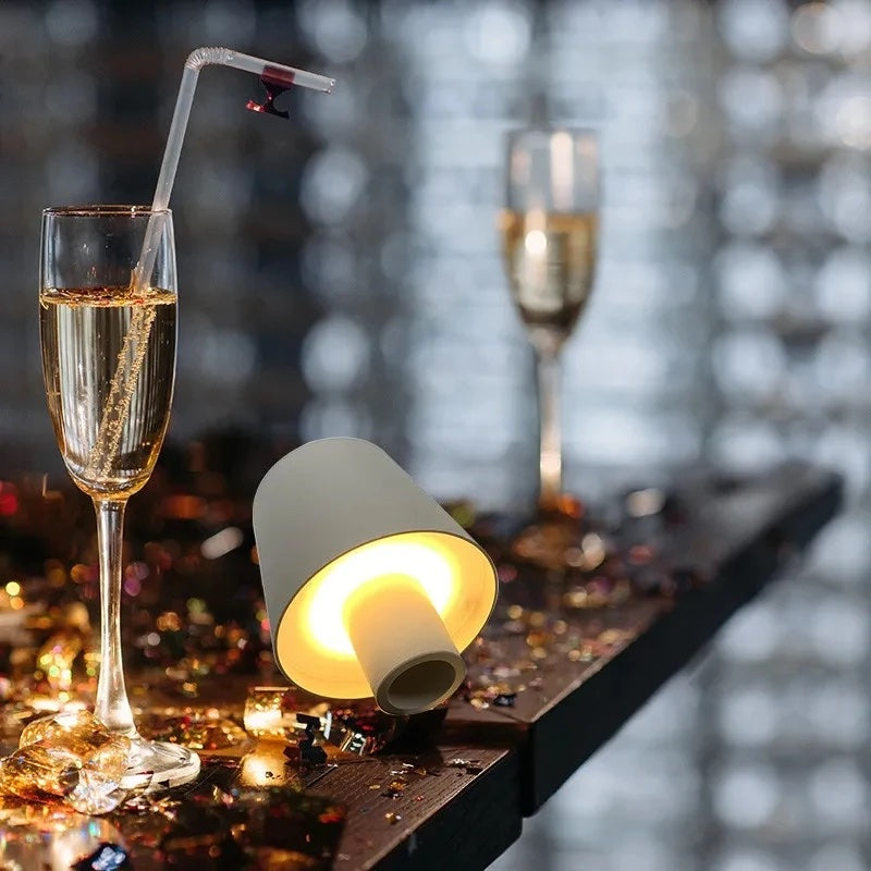 Bottlelight - Wireless Rechargeable Bottle Light