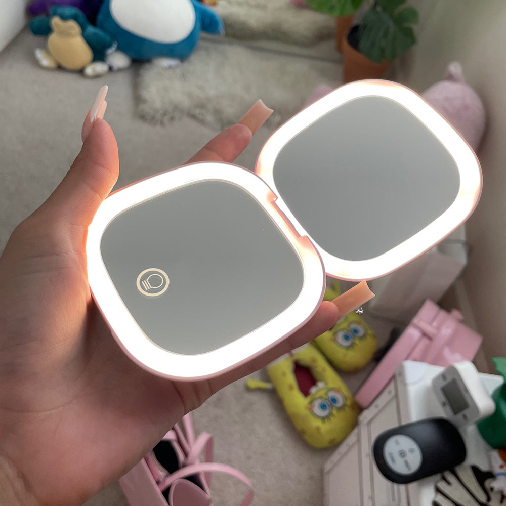 GlowMirror - LED Lighted Makeup Mirror with 5x Magnification