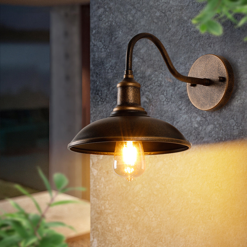 Alessio - Vintage-Style Antique Brass Waterproof Outdoor Wall Lamp, IP65 Rated