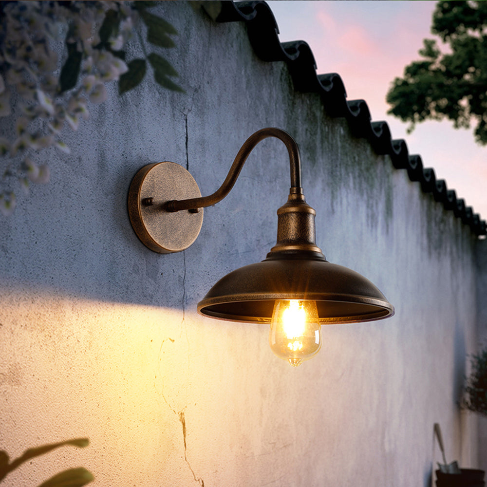 Alessio - Vintage-Style Antique Brass Waterproof Outdoor Wall Lamp, IP65 Rated