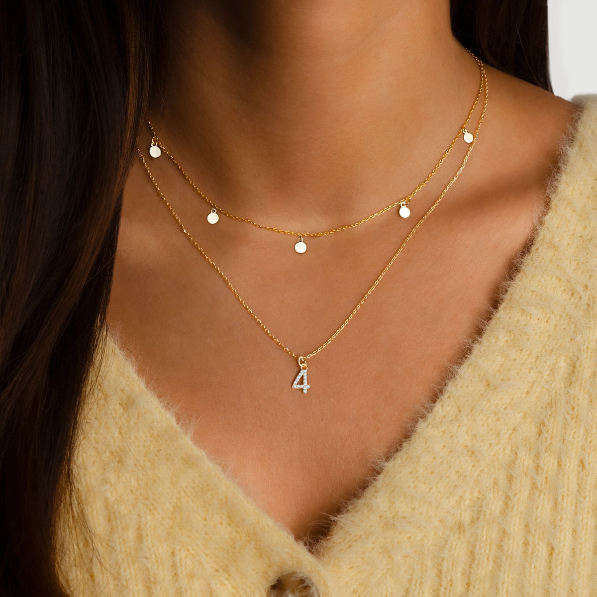 Favelle - Elegant Necklace with Charming Small Circle Pendants