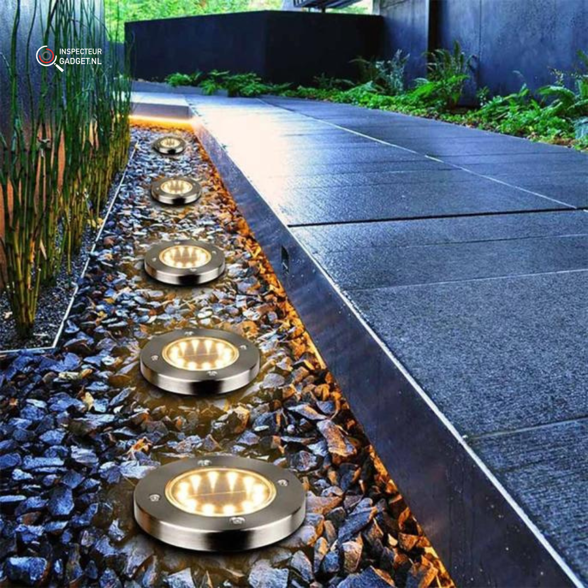 Leaf Harbor - Automatic Outdoor Pathway Lighting