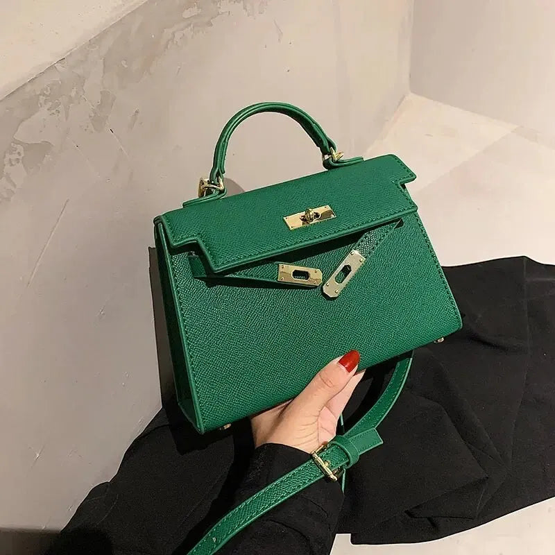 Liva - Elegant Shoulder Bag for Evening Wear