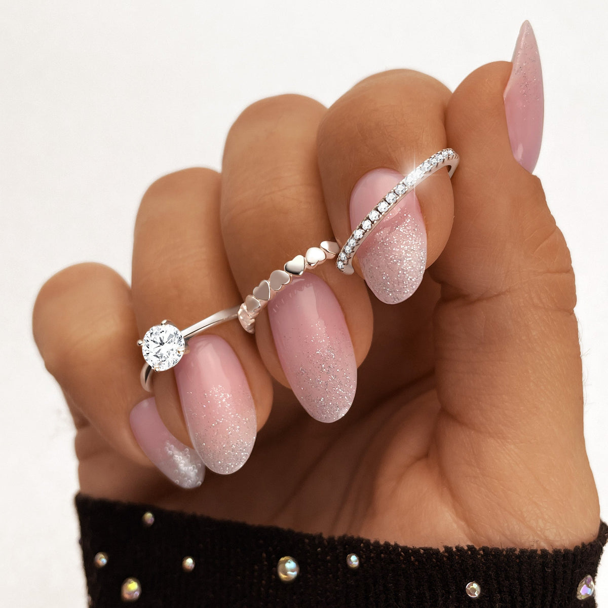 Elena - Exquisite Solitaire Zirconia Ring for Timeless Elegance