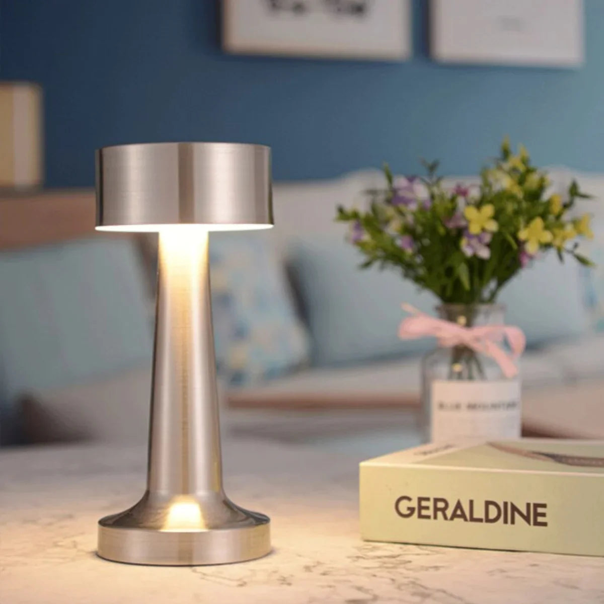 SleekGlow - Modern Table Lamp for Stylish Interiors
