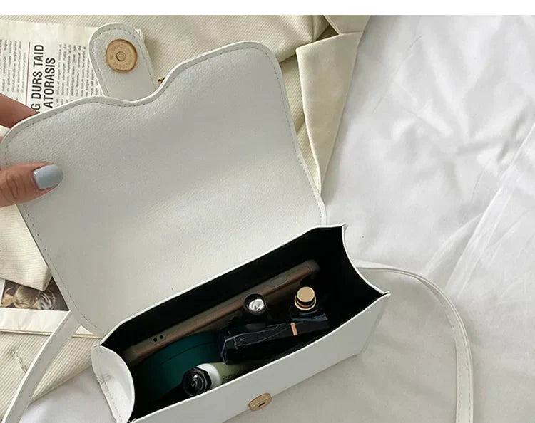 VivaChic Handbag - Fashion-Forward Bag for Everyday Wear