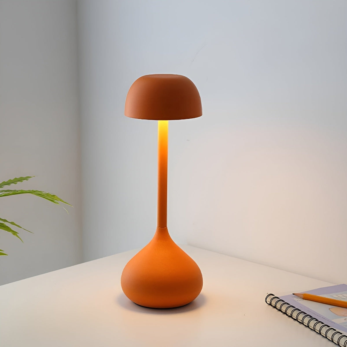 Bovark - Elegant Dimmable Cordless LED Lamp