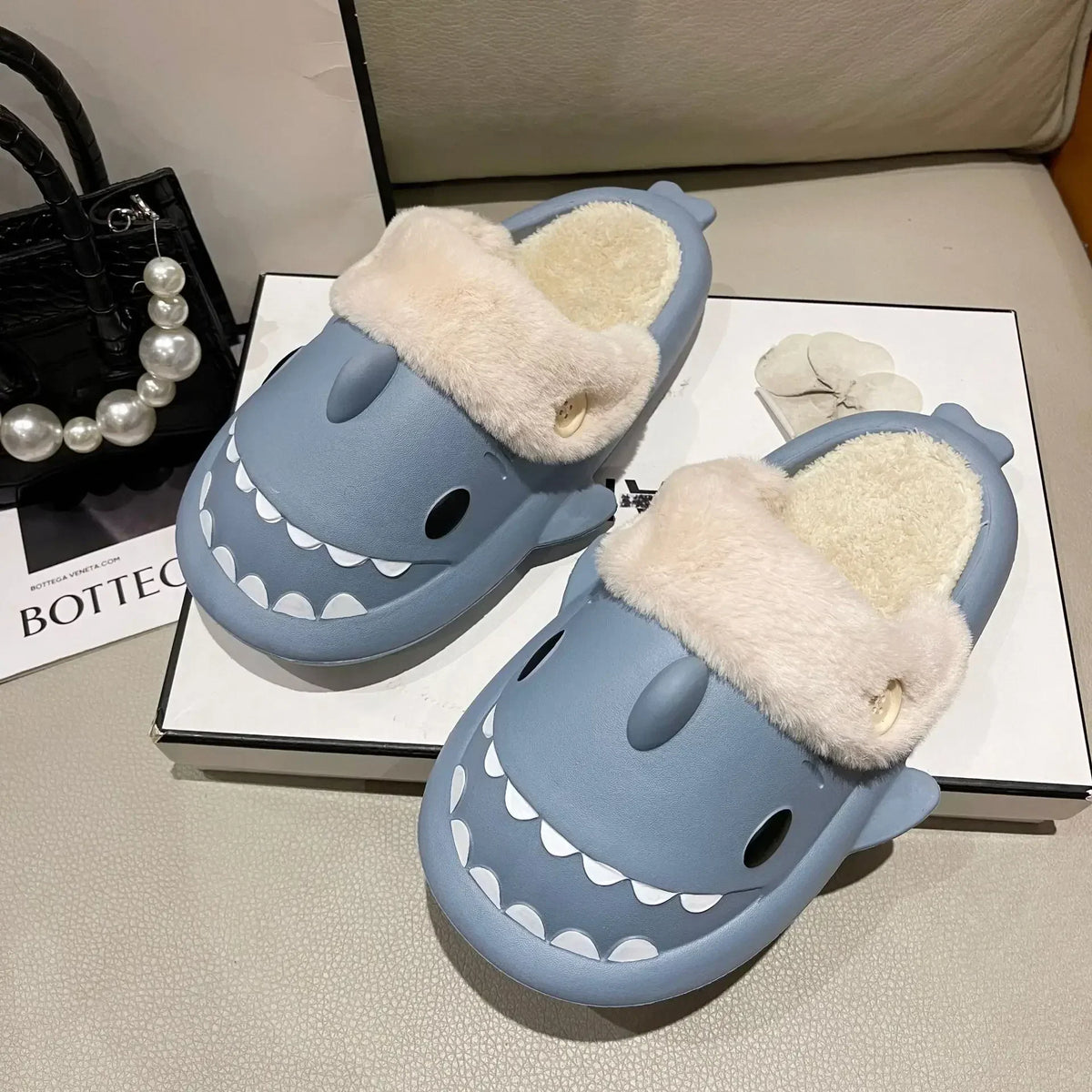 SharkSlippers - Playful Shark Cotton Indoor Slippers