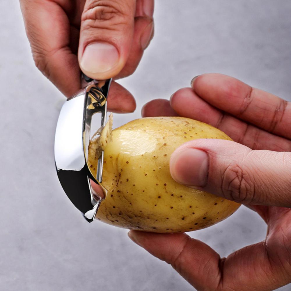 SwiftPeel - Stainless Steel Vegetable Peeler for Precision and Speed