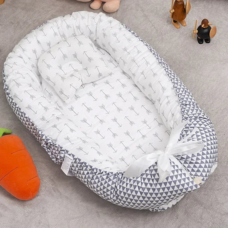 TravelEase Bed - Foldable Baby Bed and Bassinet