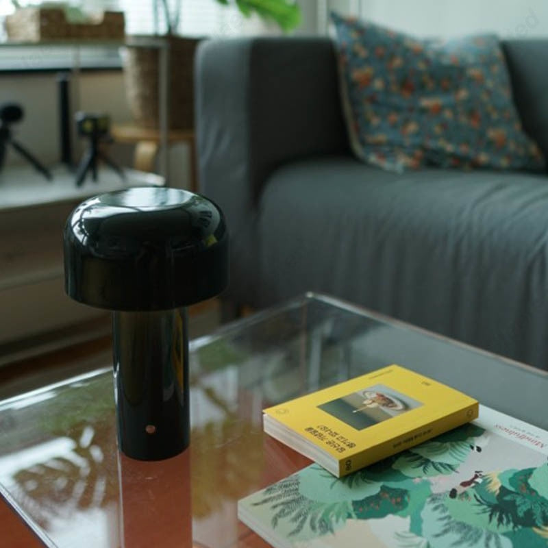 NanoBeam - Wireless Touch-Control Table Lamp