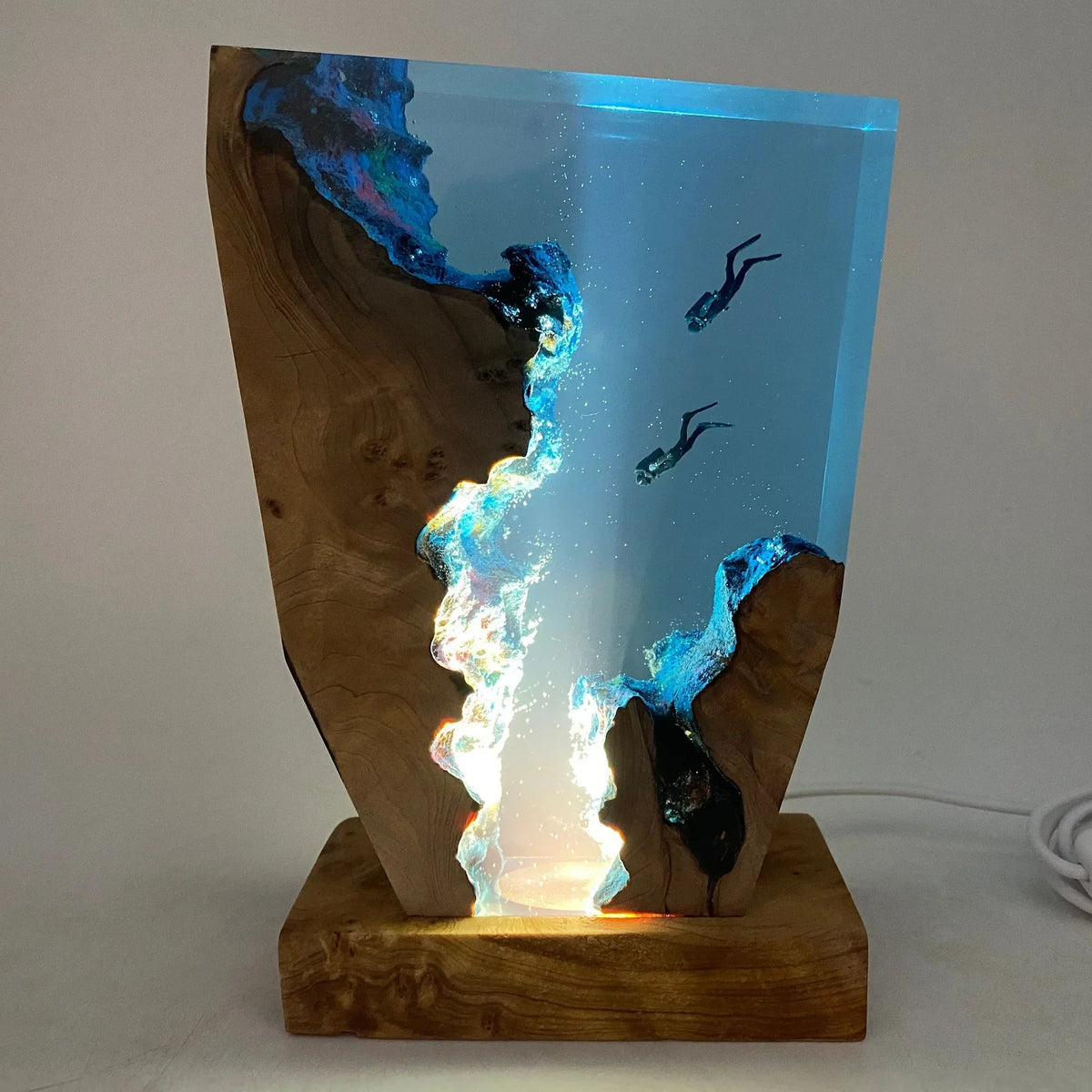 Lozgate - Blue Epoxy Resin Night Light