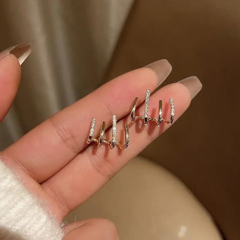 Facette - Claw Earrings Set with 4 Stunning Styles in One