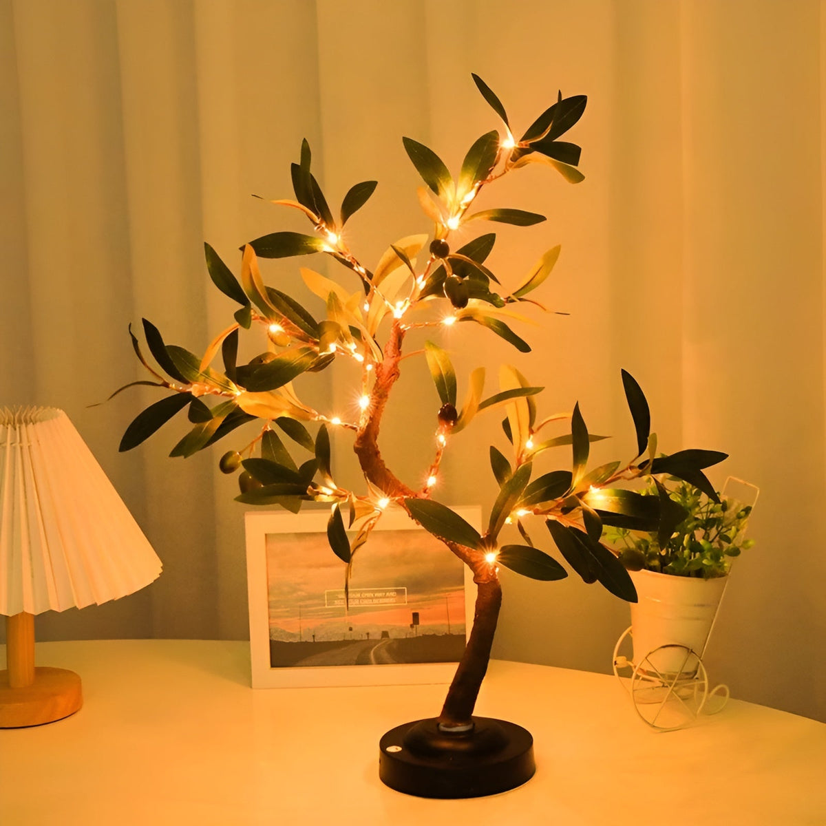 Vandreth - Magical LED Tree Night Light
