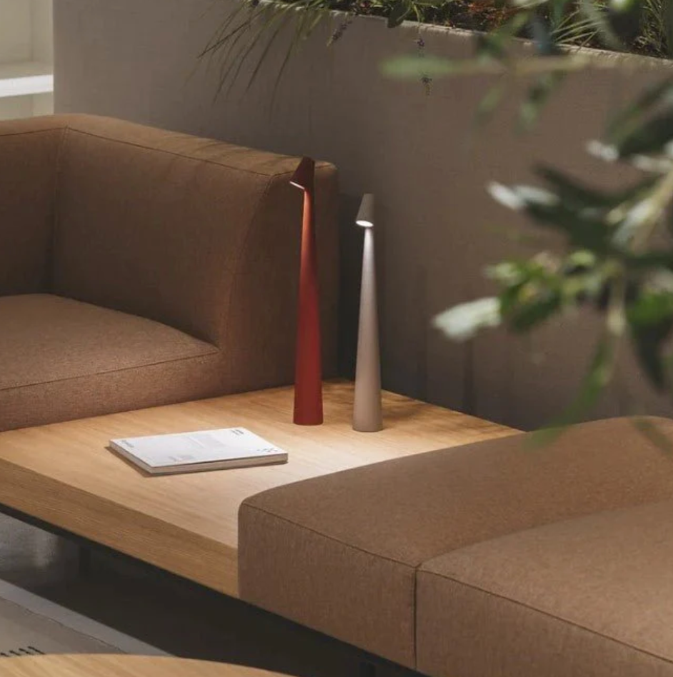 Nawbrent - Dimmable Handcrafted Table Lamp