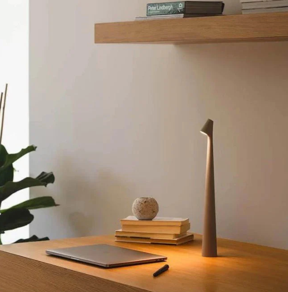 Nawbrent - Dimmable Handcrafted Table Lamp