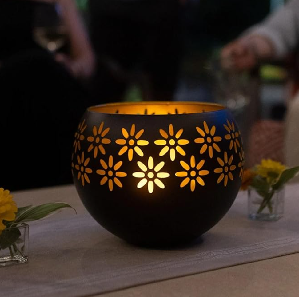Kenmarsh - Solar-Powered Flower Garden Light