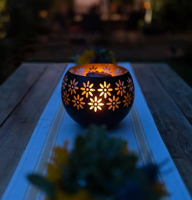 Kenmarsh - Solar-Powered Flower Garden Light