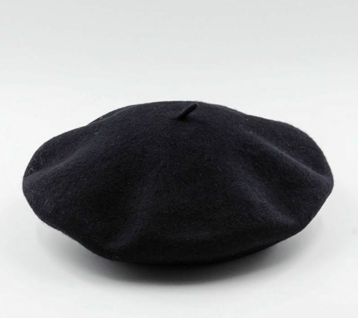 WoolCharm Beret - Cozy Wool Style for Cold Winter Days