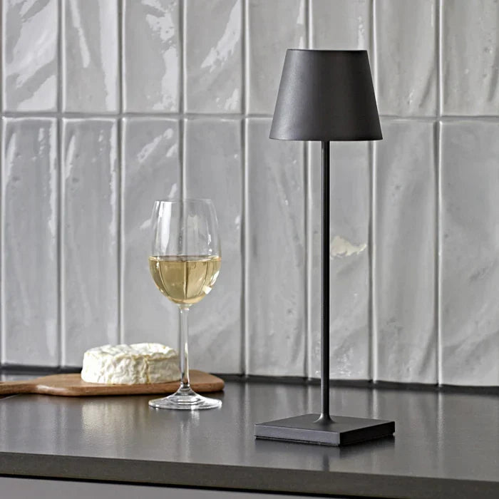 WattNest - Wireless Charging Table Lamp