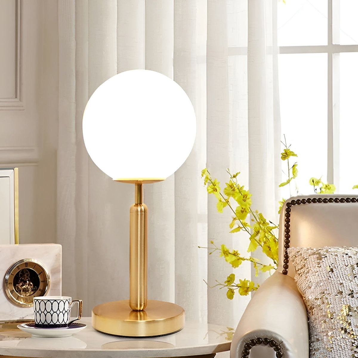 Gazmerin - Elegant LED Table Light