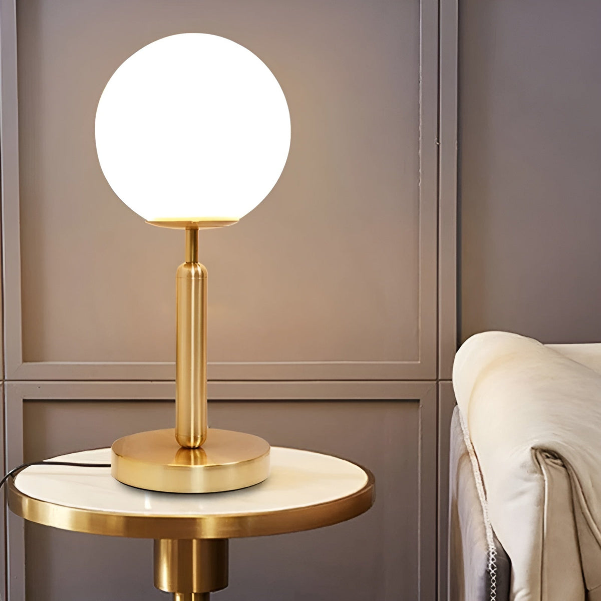 Gazmerin - Elegant LED Table Light