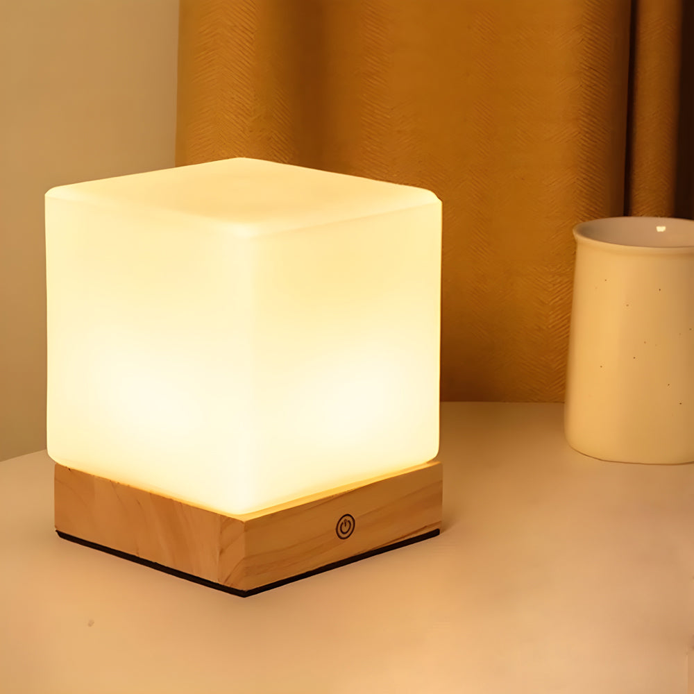 GlowCube - Cordless Modern Energy-Efficient LED Lamp