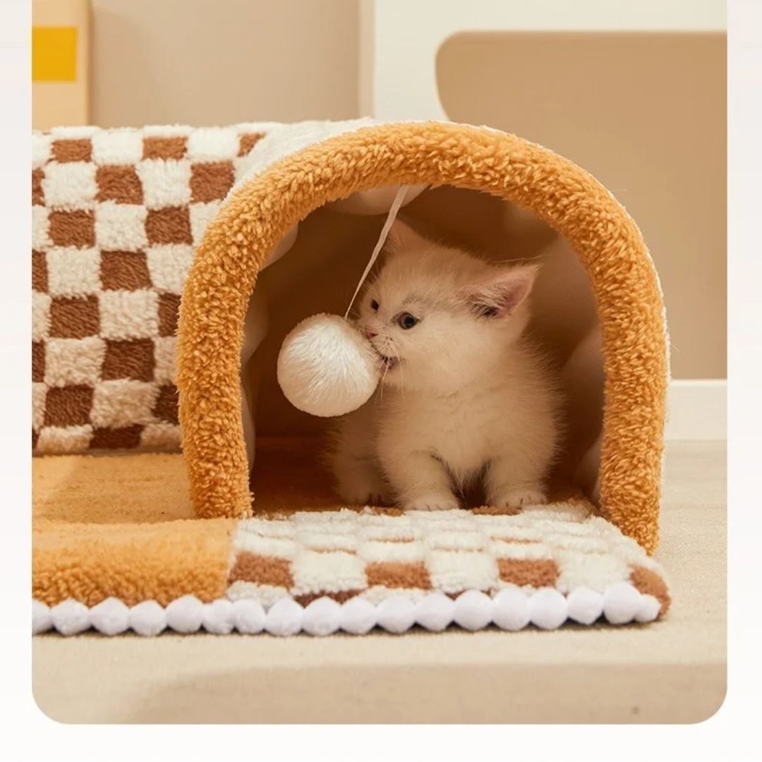 CozyCat Tunnel - Stylish Play Space for Cats