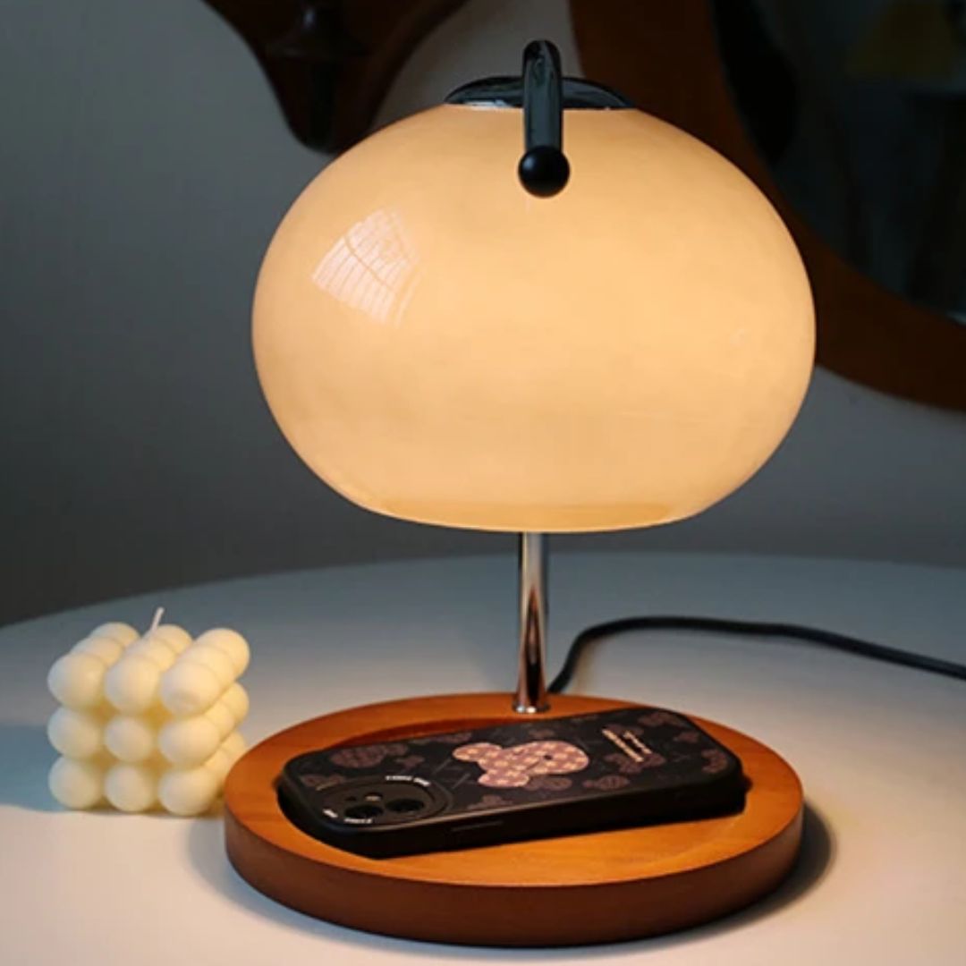 Alyssa Retro Table Lamp - Elegant Glass Accent Lighting