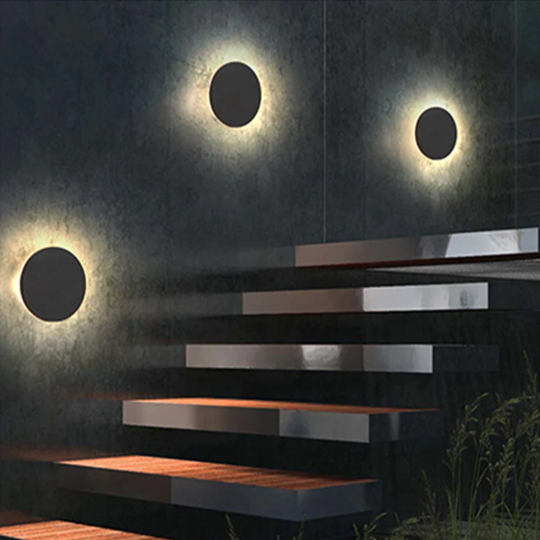 ZenithGlow - Sleek LED Wall Light for Modern Outdoor Spaces