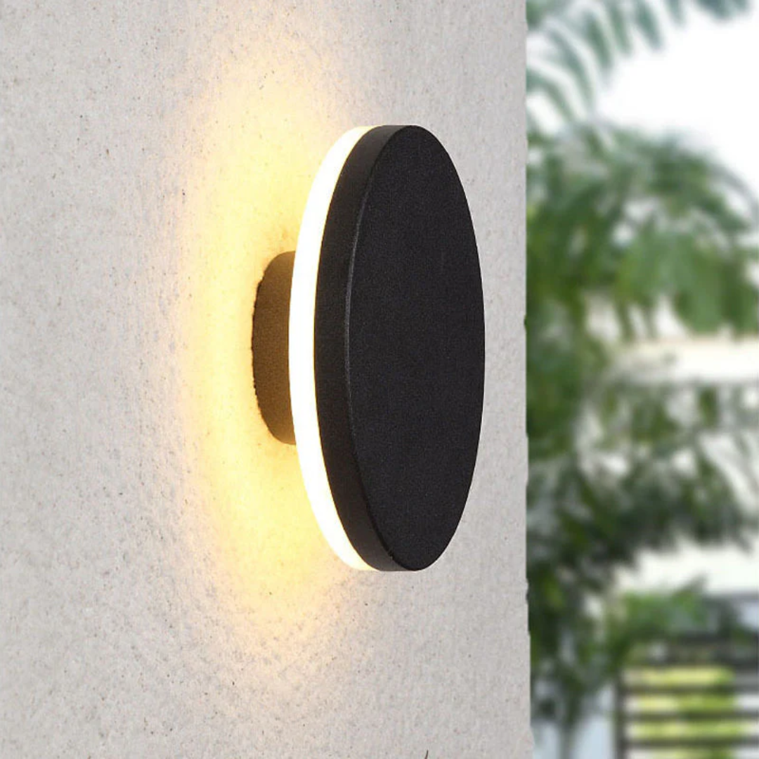 ZenithGlow - Sleek LED Wall Light for Modern Outdoor Spaces