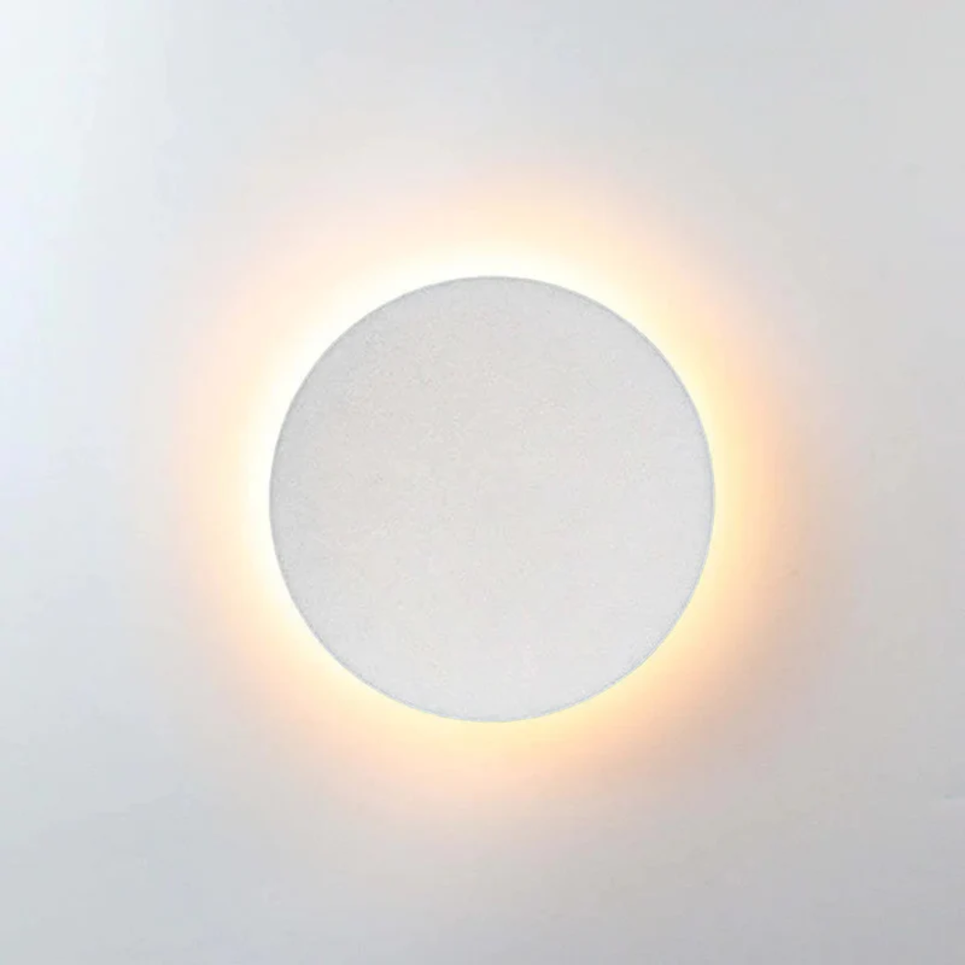 ZenithGlow - Sleek LED Wall Light for Modern Outdoor Spaces