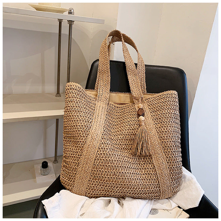 EcoChic Handbag - Stylish Woven Rattan Handbag for Women