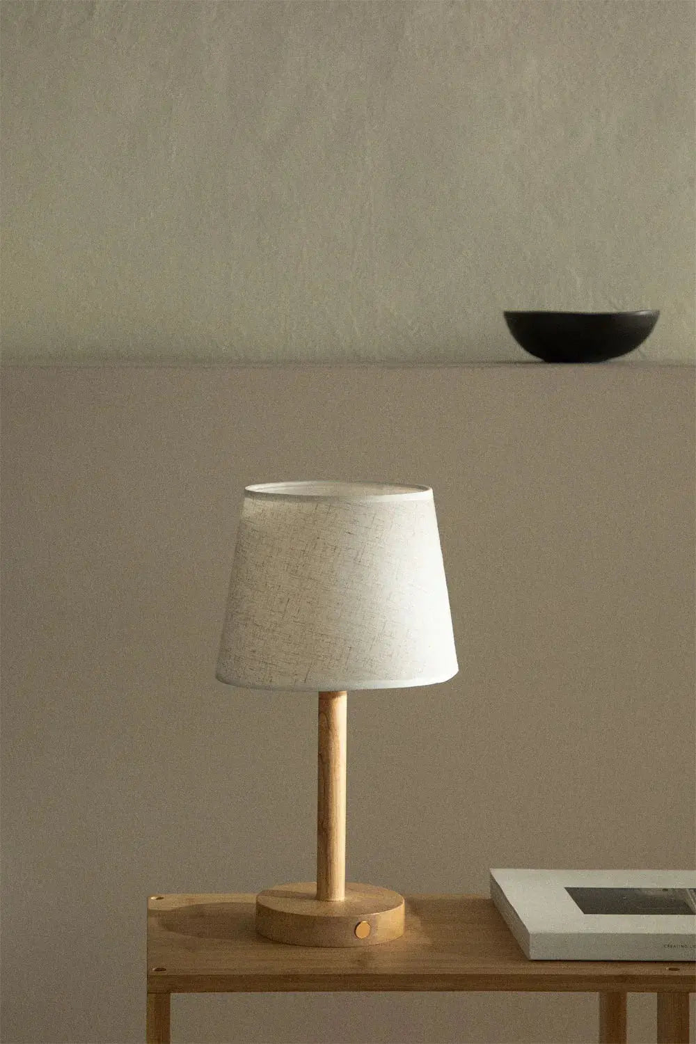 Tavlon - Cordless Rechargeable Wooden Bedside Lamp