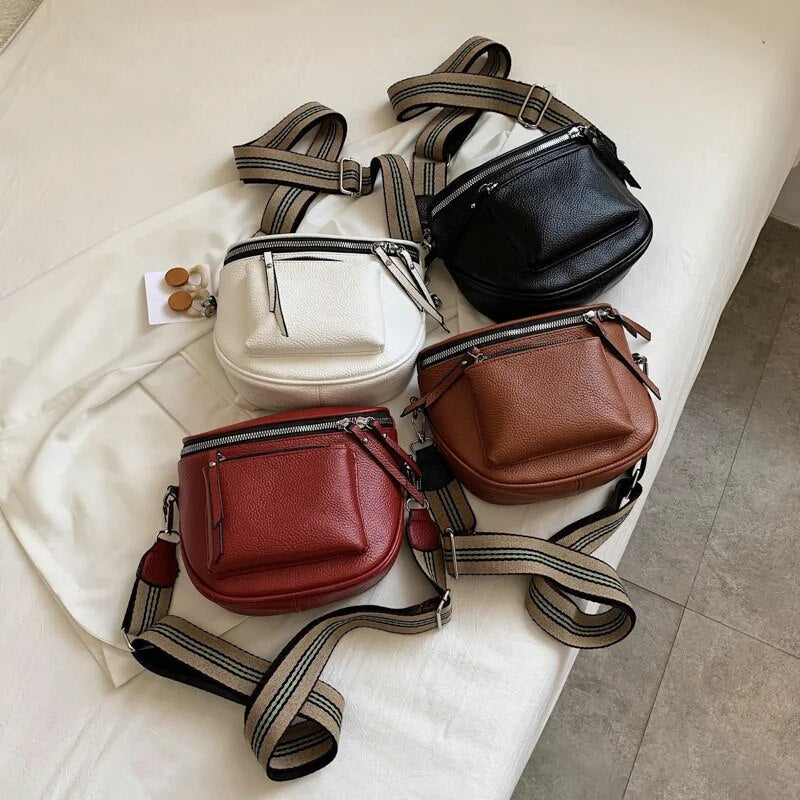 ChicCrossbody Bag - Stylish Shoulder Bag for Everyday Wear