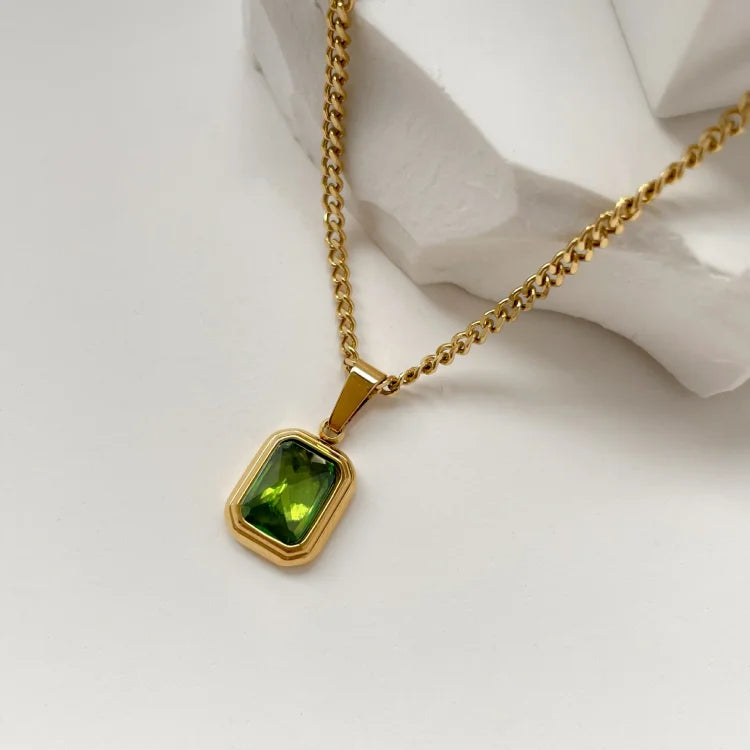 Celeste Vintage Necklace - Timeless Gemstone Pendant Jewelry