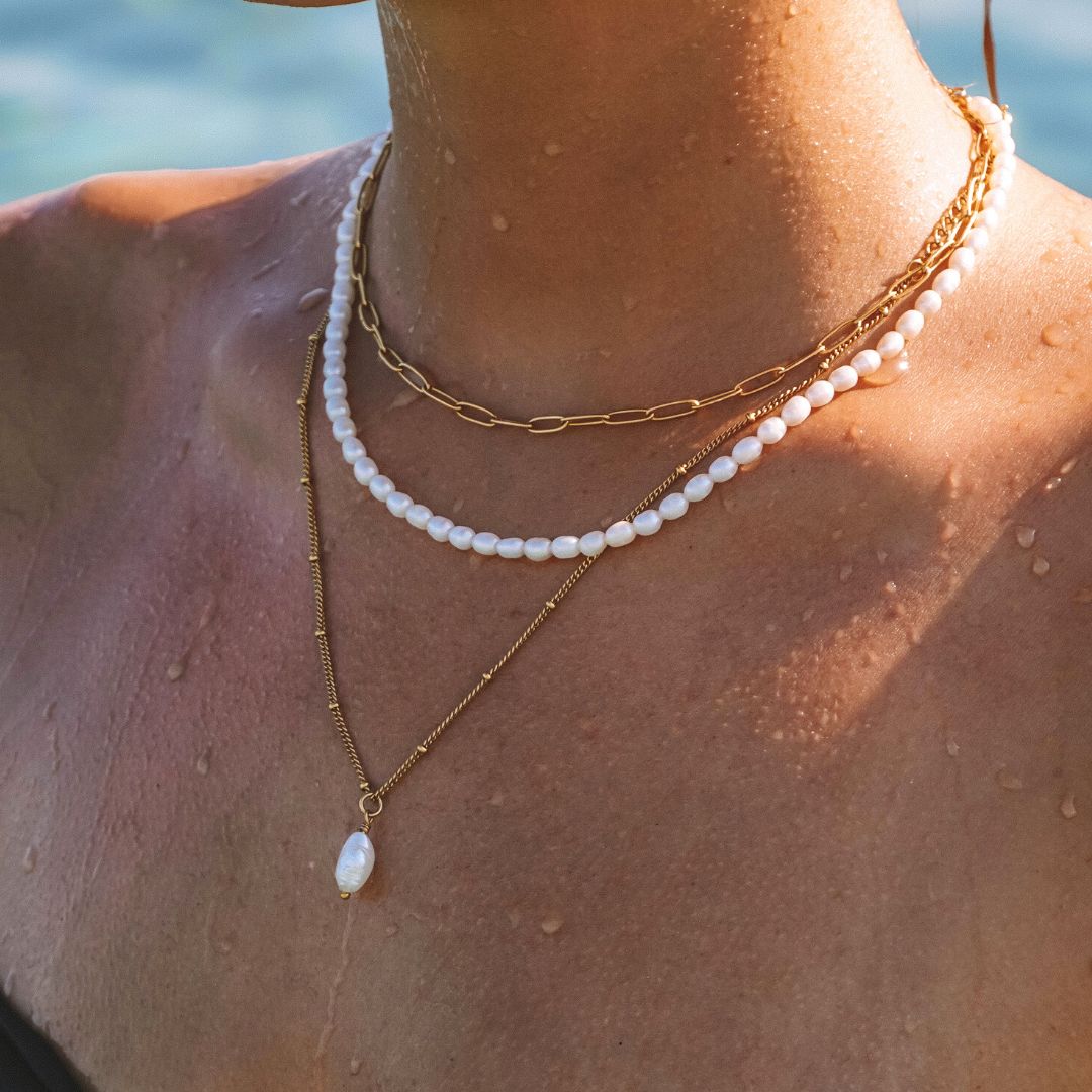 Anisa Baroque Pearl Pendant Necklace - Timeless Everyday Elegance