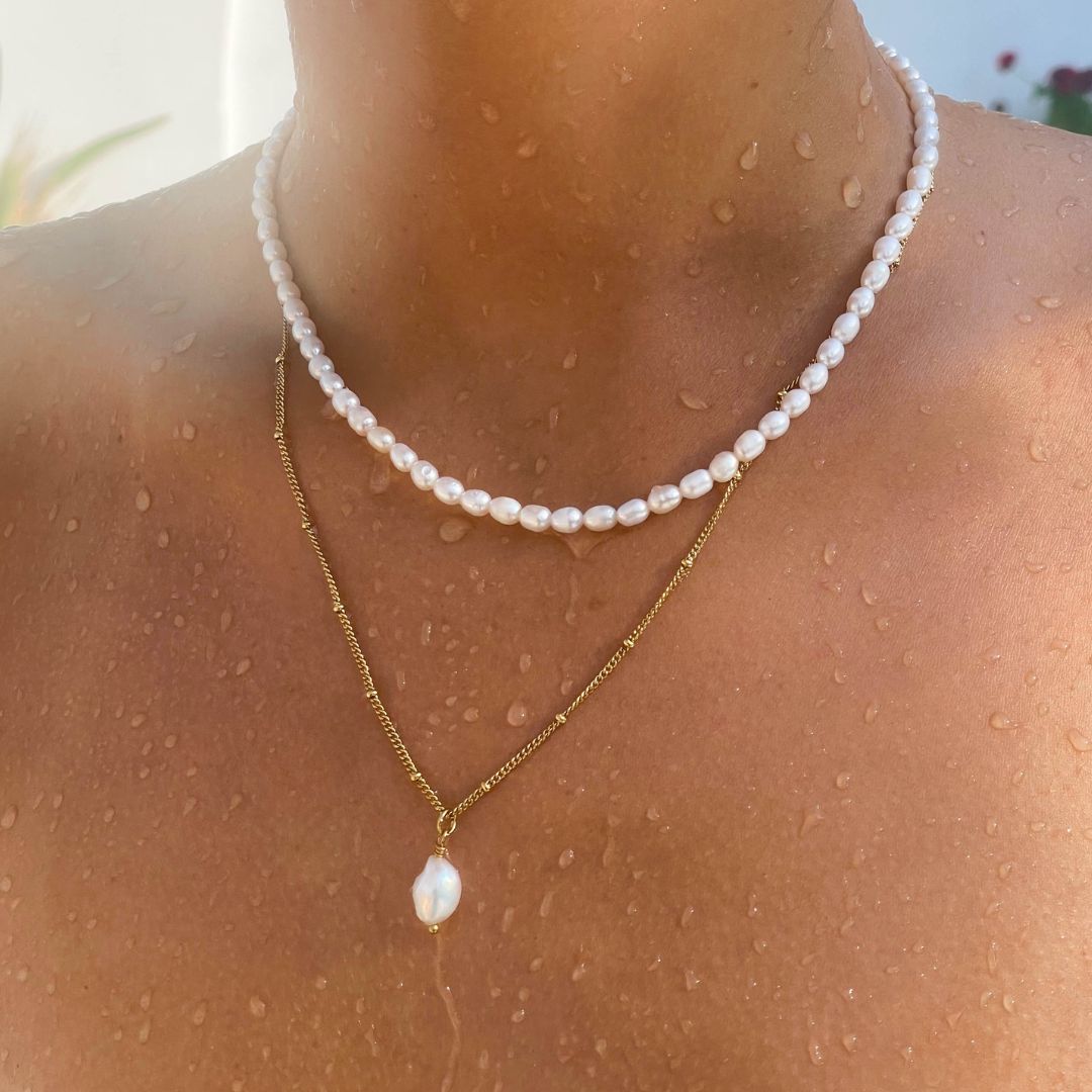 Anisa Baroque Pearl Pendant Necklace - Timeless Everyday Elegance