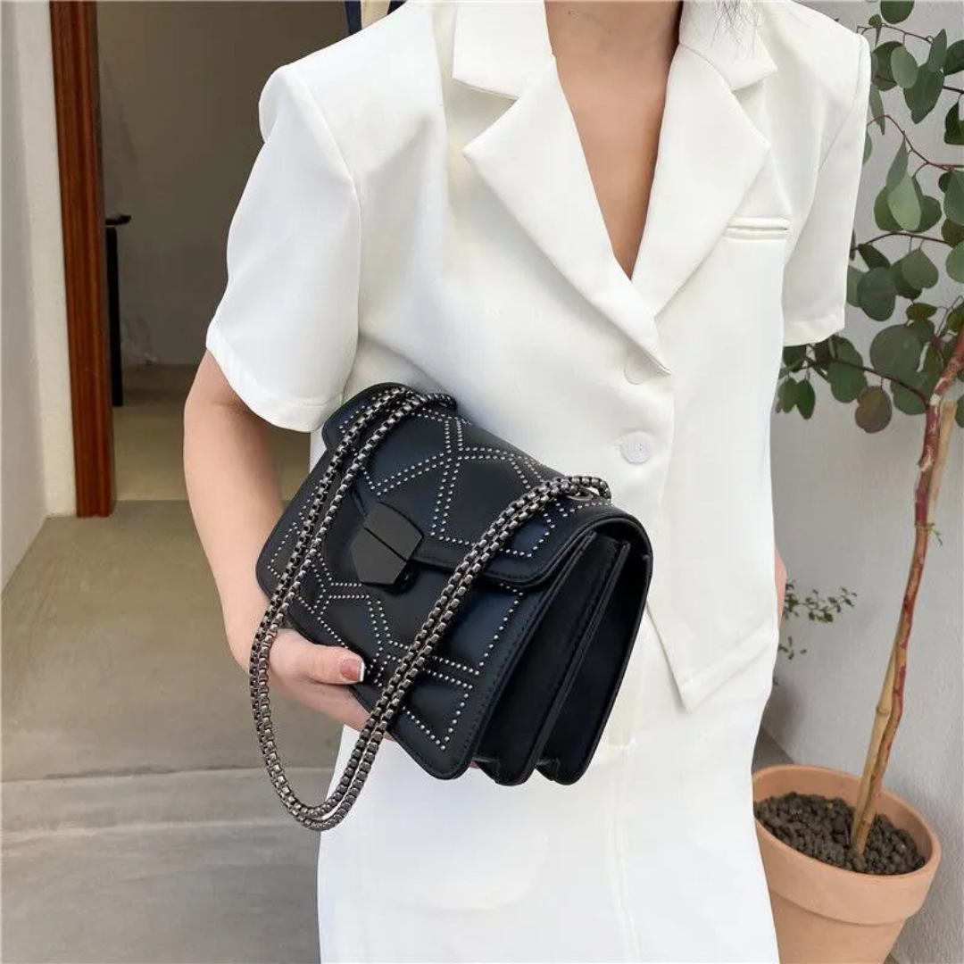 Victoria Crossbody - Vintage-Style Bag for Timeless Elegance