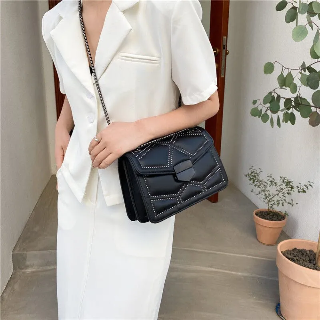Victoria Crossbody - Vintage-Style Bag for Timeless Elegance