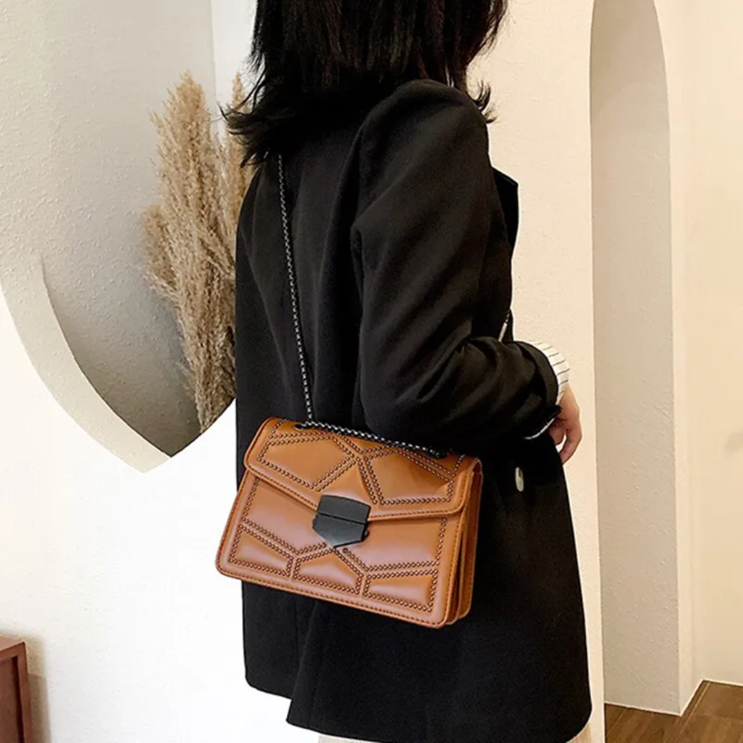Victoria Crossbody - Vintage-Style Bag for Timeless Elegance