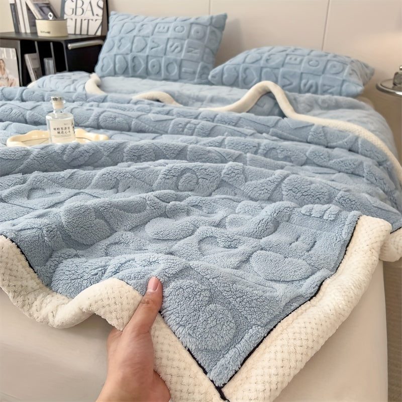 Helquist - Reversible Heart Pattern Throw