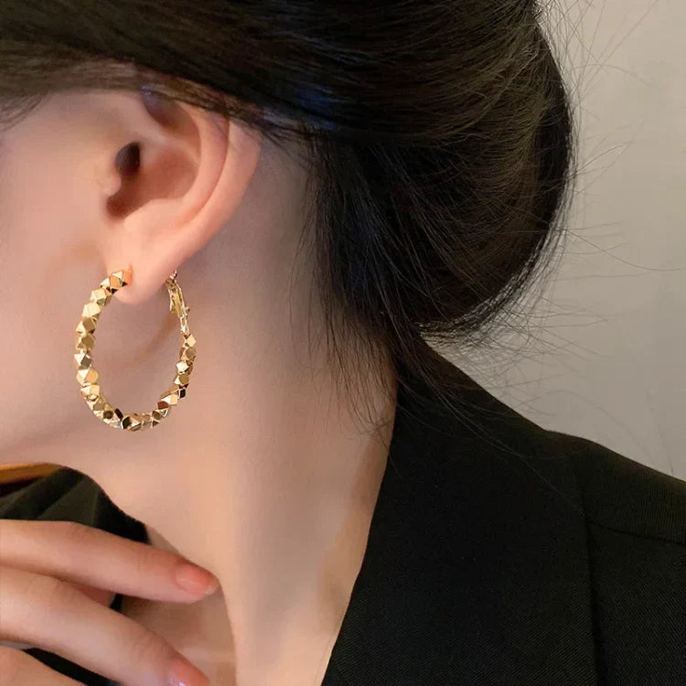 Nina Hoop Earrings - Timeless Faceted Design