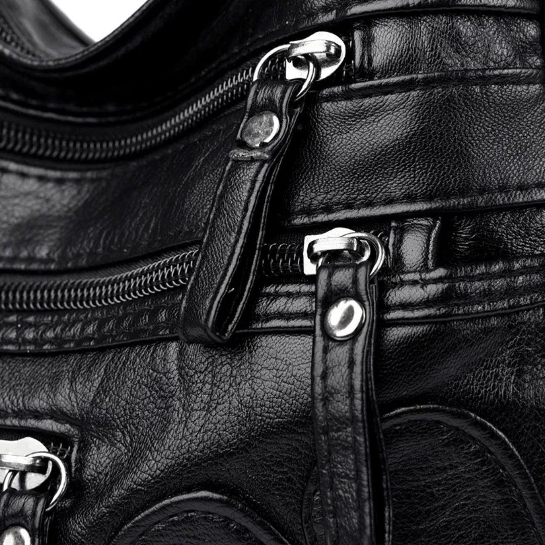 Carly Messenger Bag - A Vintage-Inspired Shoulder Bag
