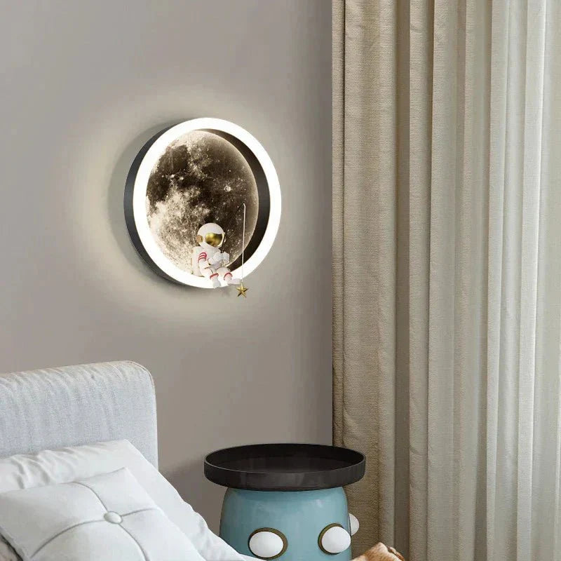 Spacelume - Moon-Shaped LED Wall Light