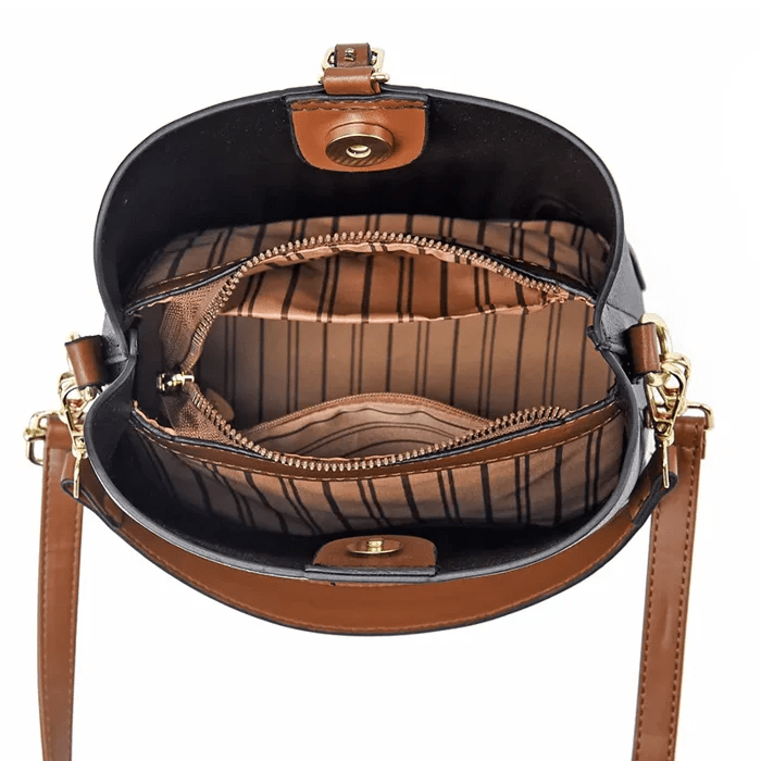 LuxeCarry - Elegant Leather Shoulder Bag with Plenty of Room