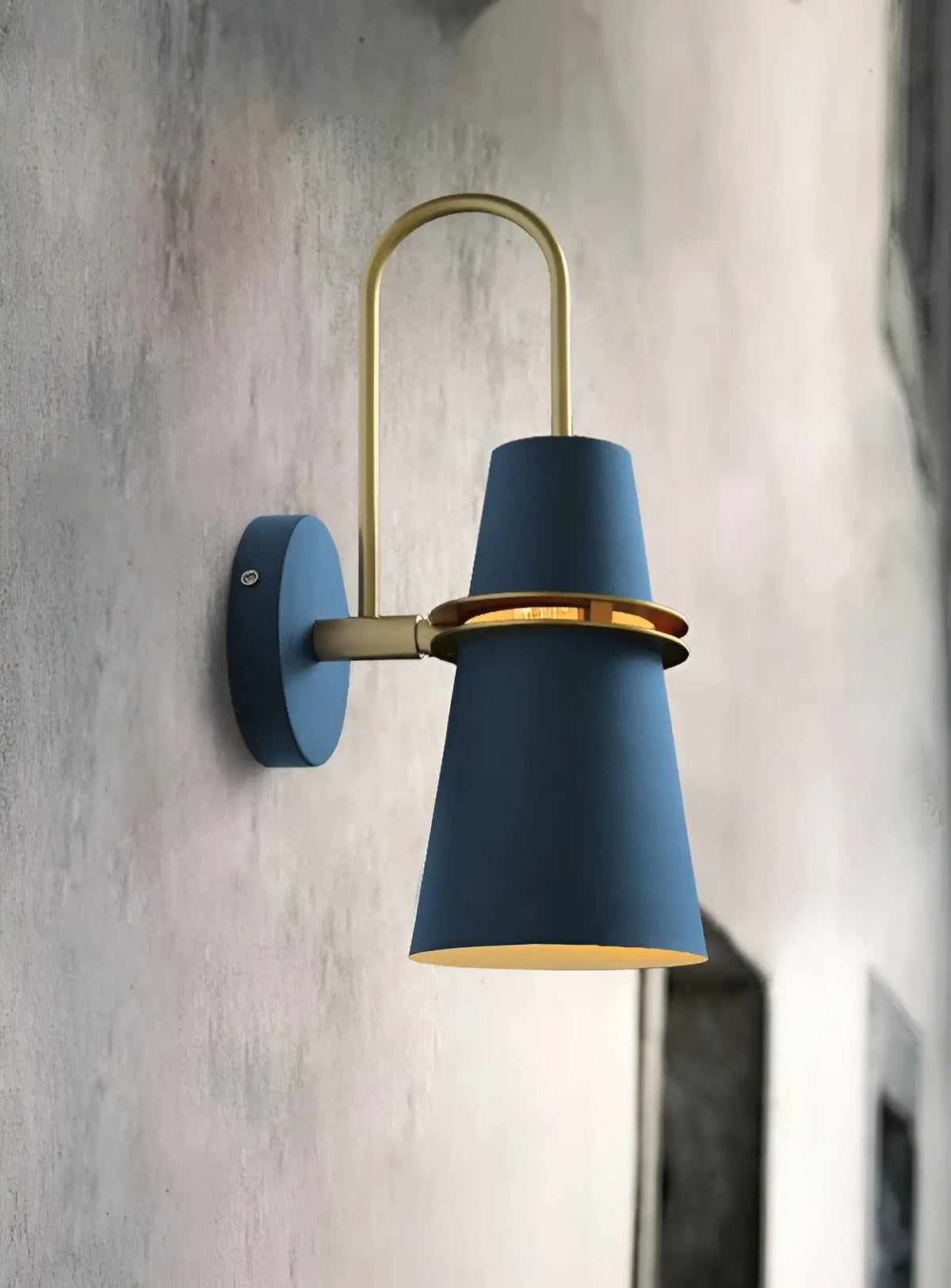 EliteAura Shine - Elegant Retro Wall Lamp Fixture