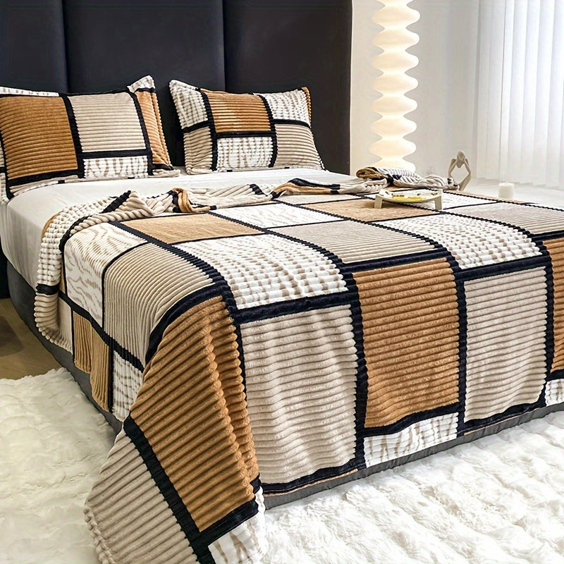 Govanta - Cozy Lightweight All-Season Flannel Throw
